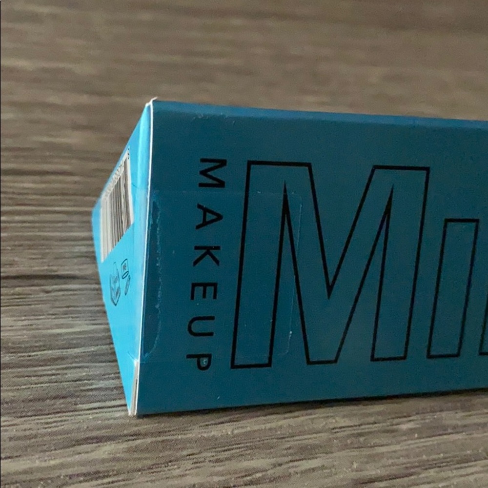 NWT Milk Makeup Kush Waterproof Black Mascara - Picture 8 of 9